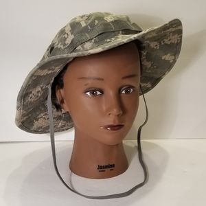 Camo hat